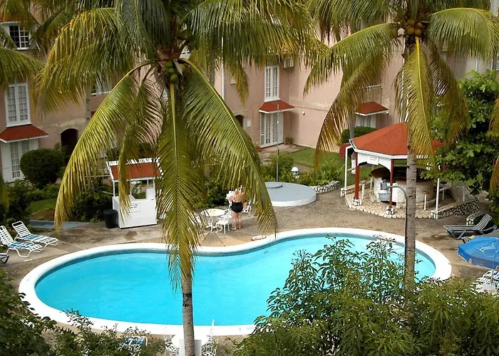 Lovely Modern 1bedroom Overlooking Carribean Sea. *